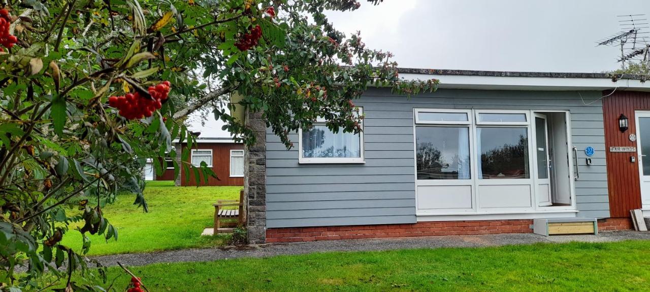 Sheena'S Dartmouth Chalets Экстерьер фото