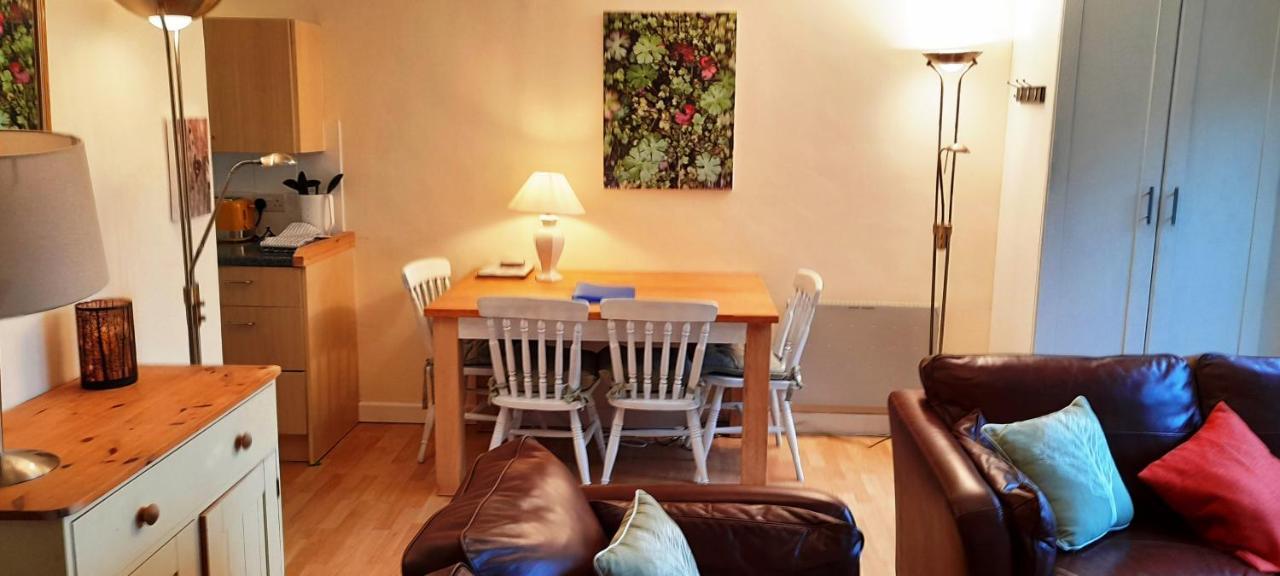 Sheena'S Dartmouth Chalets Экстерьер фото