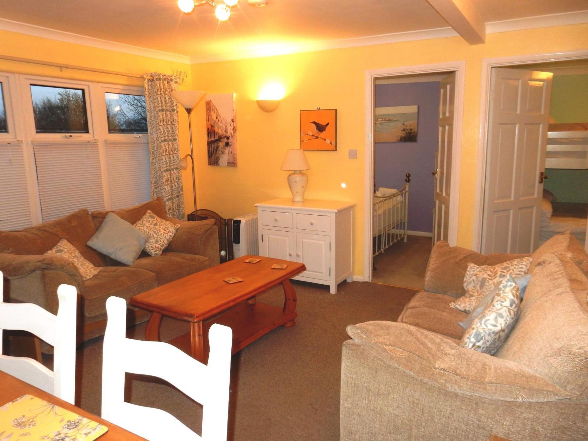 Sheena'S Dartmouth Chalets Экстерьер фото