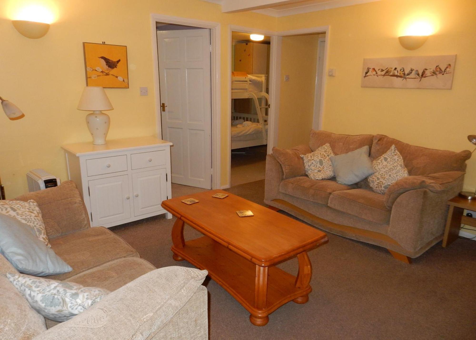 Sheena'S Dartmouth Chalets Экстерьер фото