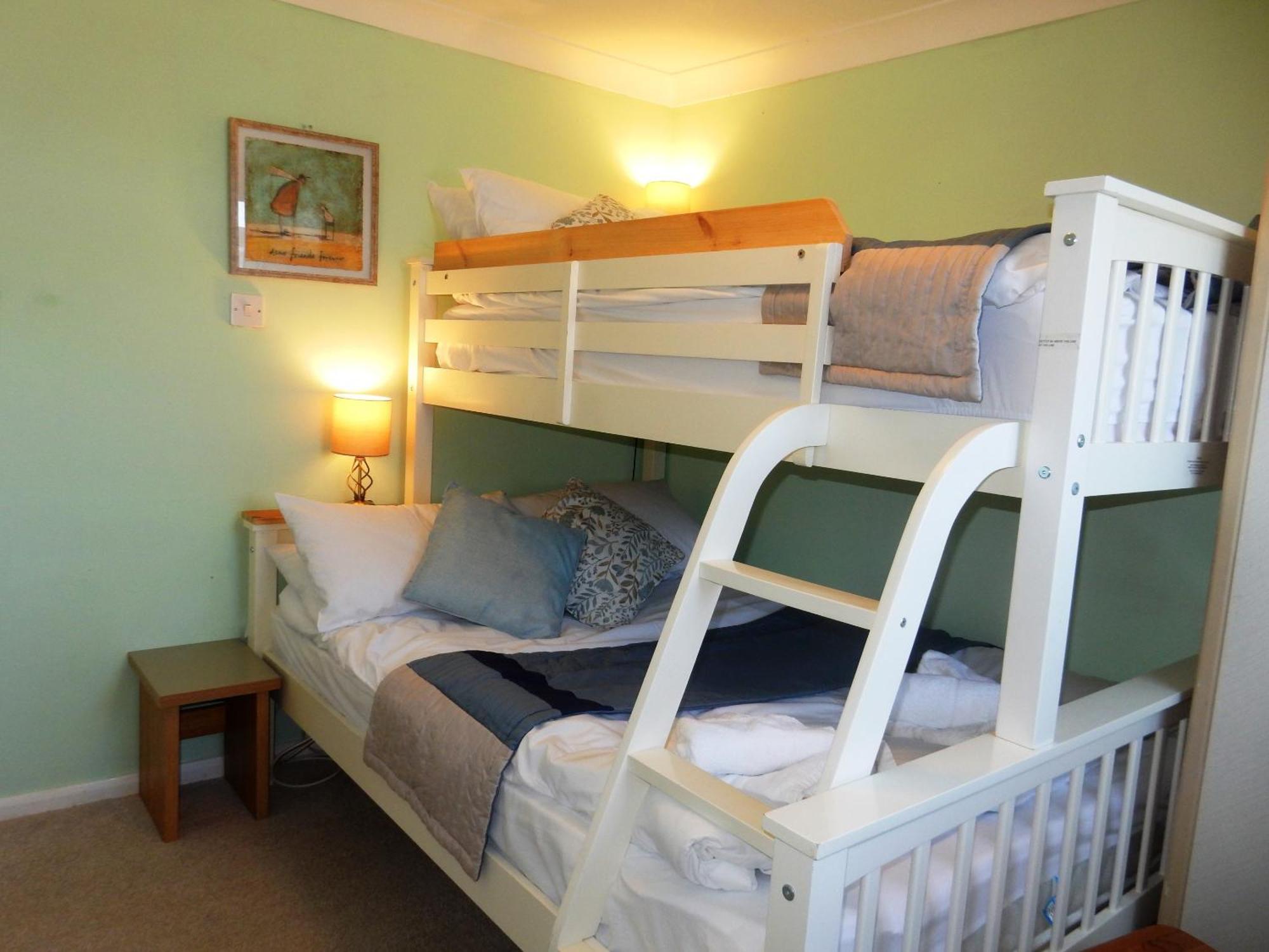 Sheena'S Dartmouth Chalets Экстерьер фото