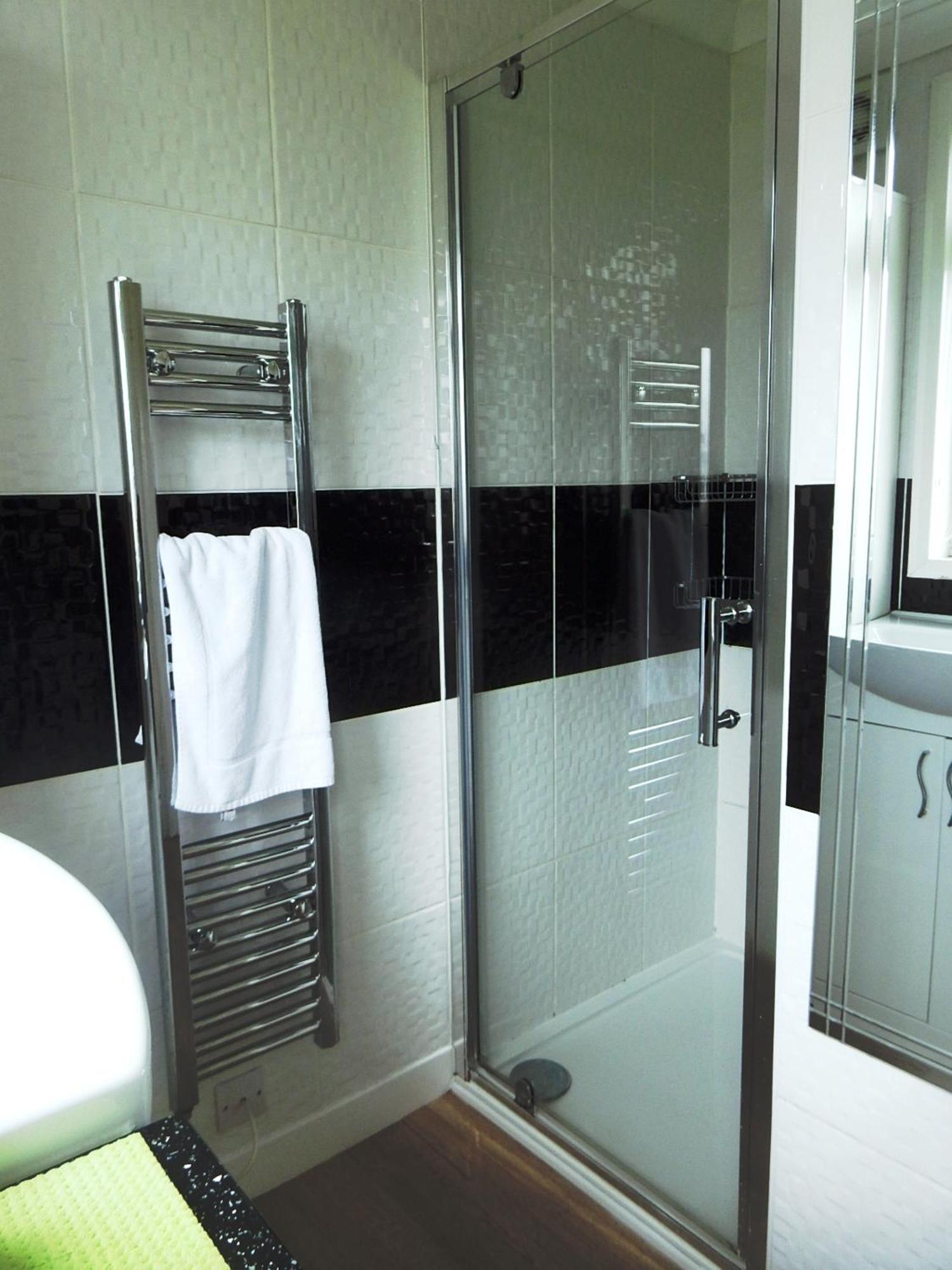 Sheena'S Dartmouth Chalets Экстерьер фото