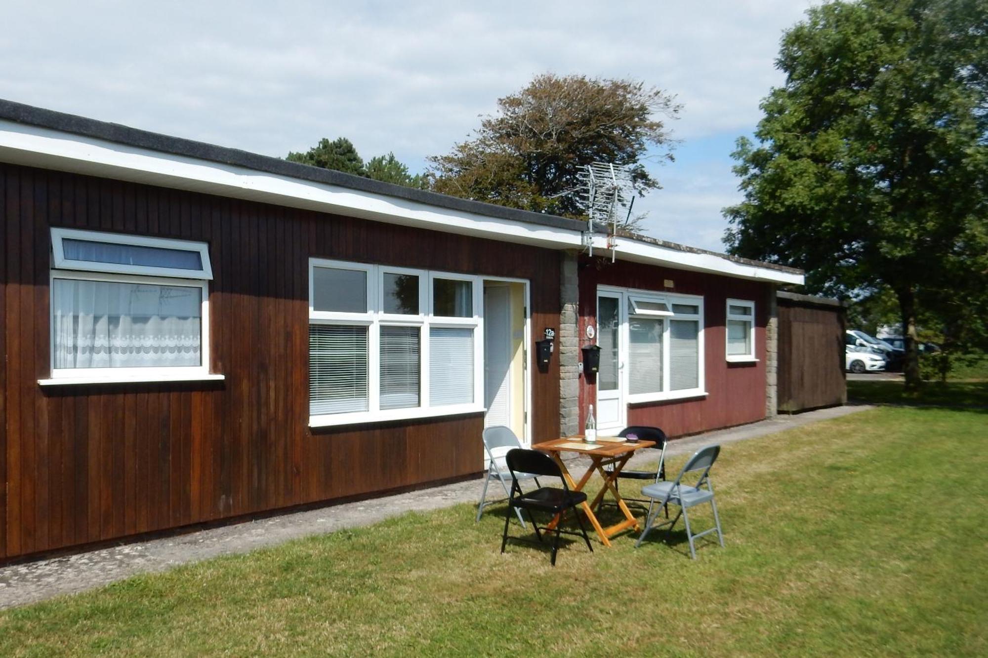 Sheena'S Dartmouth Chalets Номер фото