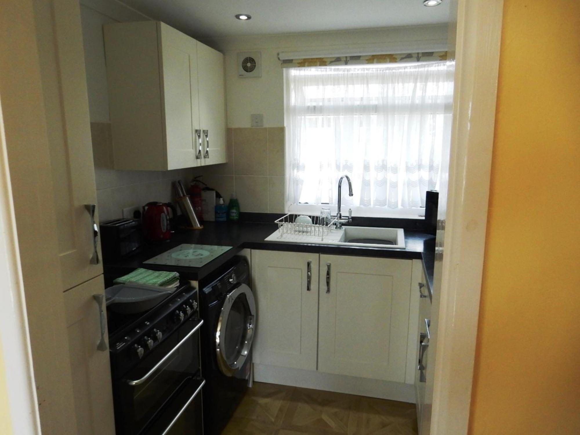 Sheena'S Dartmouth Chalets Экстерьер фото